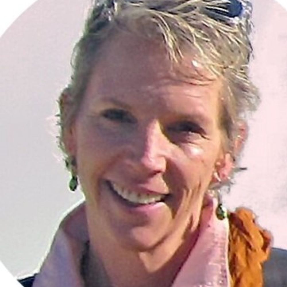 Kelly Bennett -Author