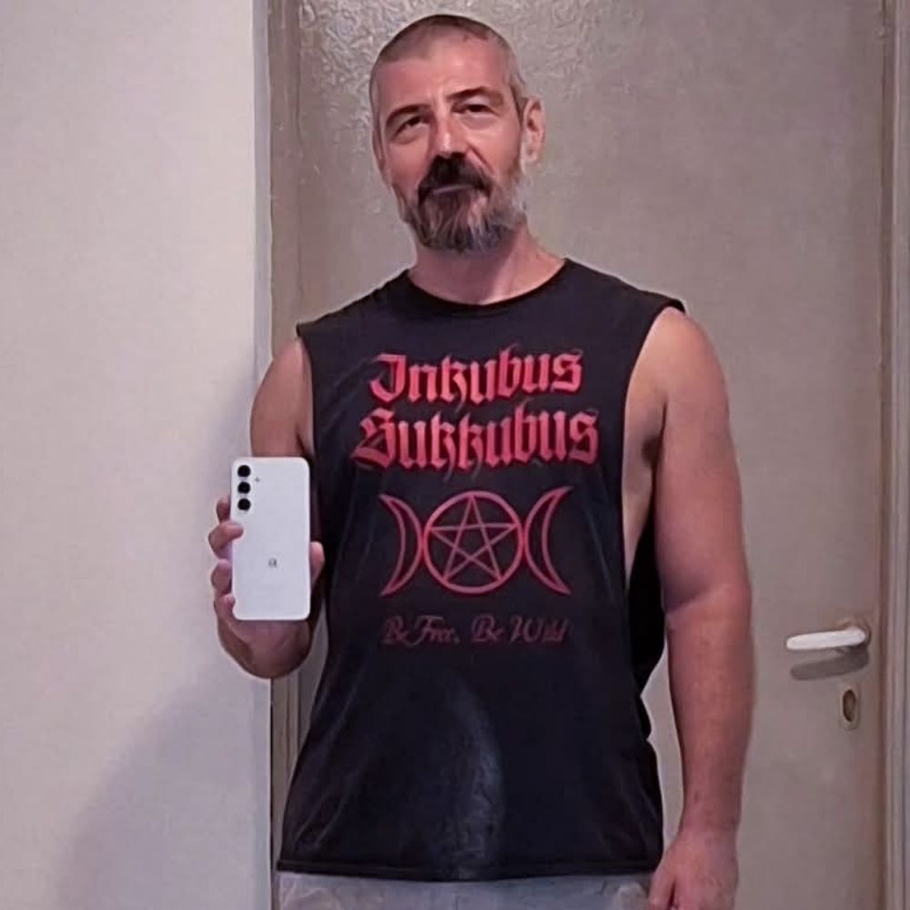 Pol Radaemon 🦊🤘🏼🏴‍☠️