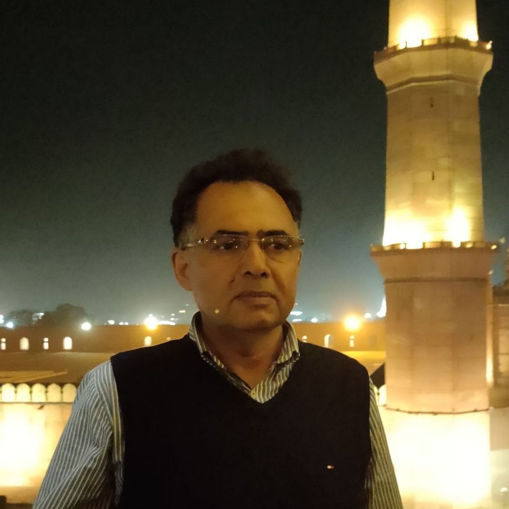 Dr Tariq