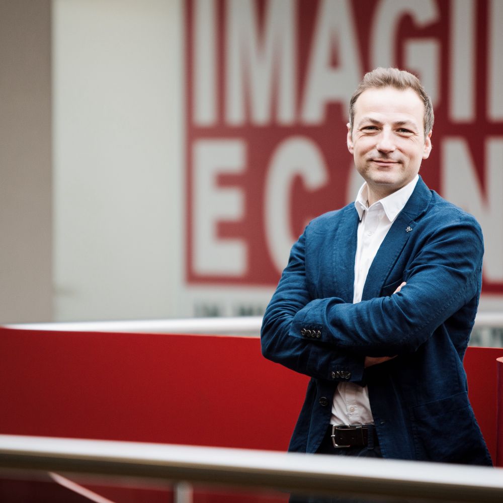 Simon Koschut