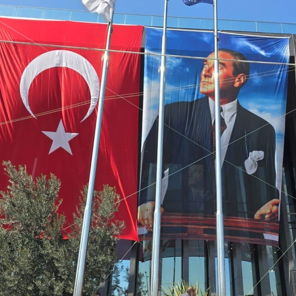 Atatürkçü Fenerbahçeli ve Cumhutiyet Çocuğu