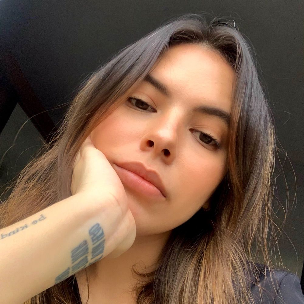 dani sena. 