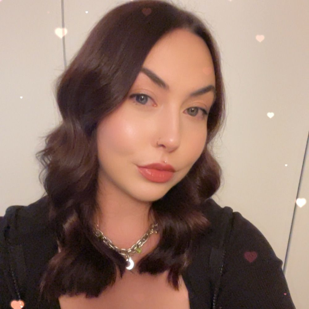 Botanical Babe 🌿✨