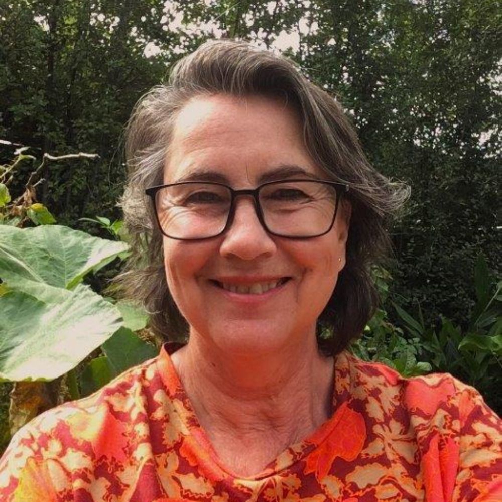 Julie Murphy, Children's Author's avatar
