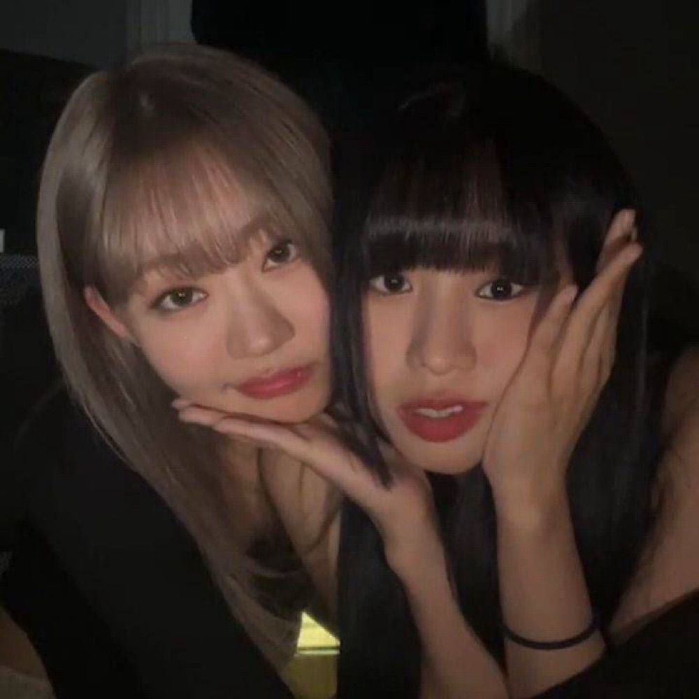 💋