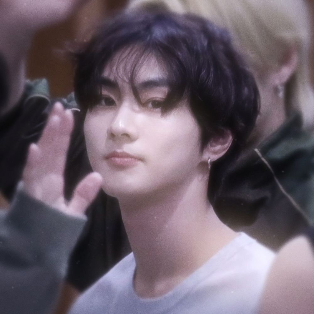 Yeonin•`.°