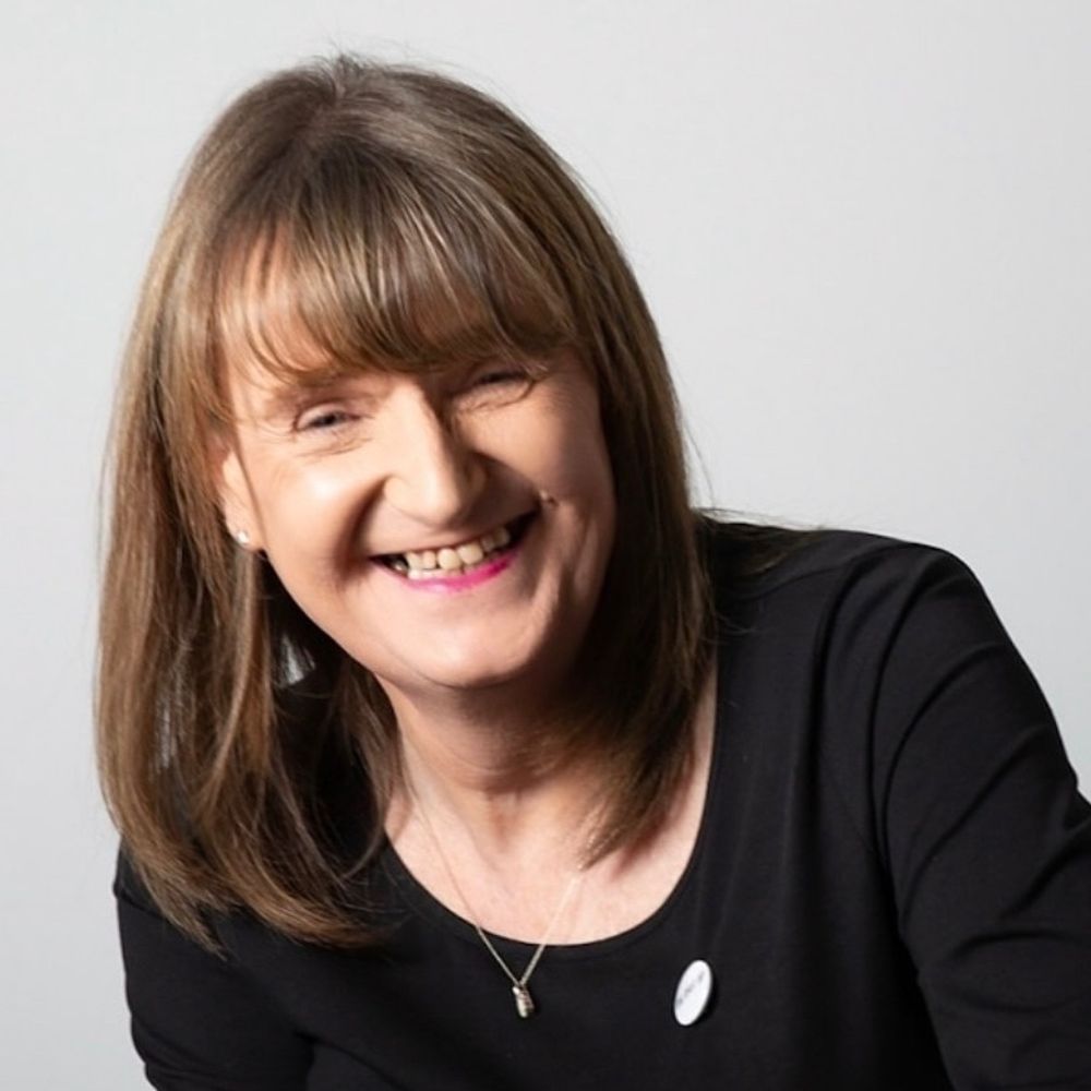 Sara R Phillips 