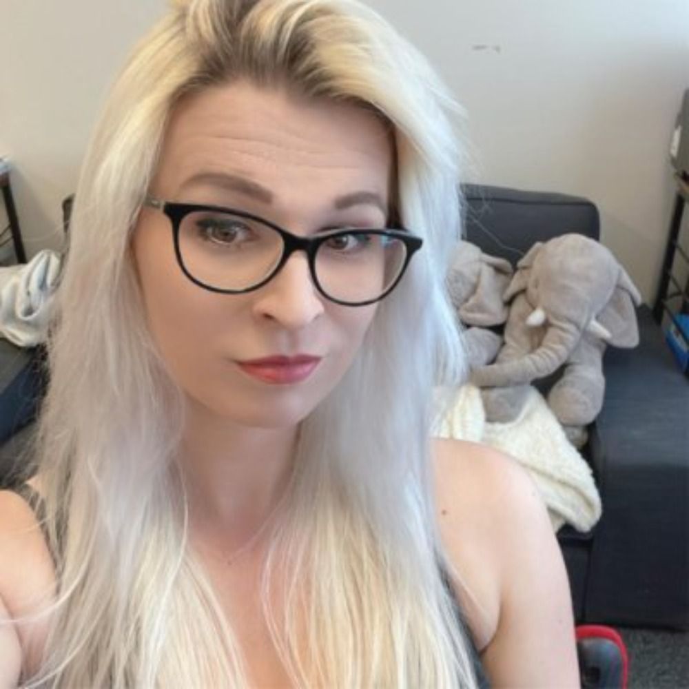 HollyGraceful