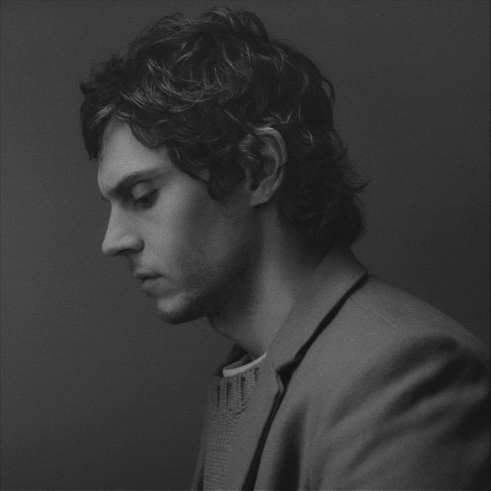 acervo evan peters