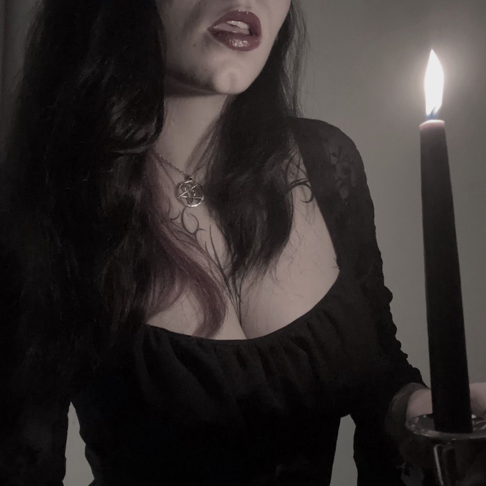 Lia 🦇