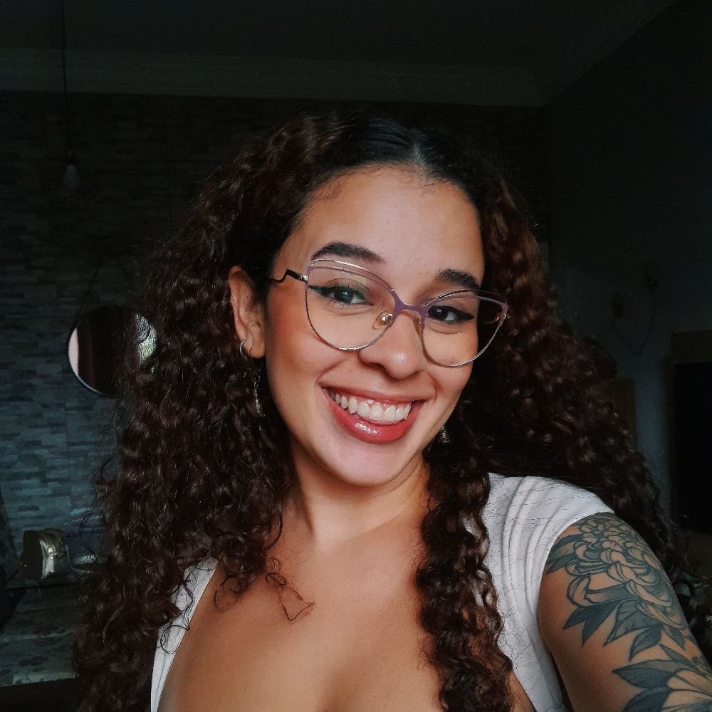 Gaby Azevedo 