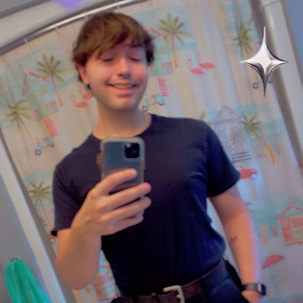 J ✨