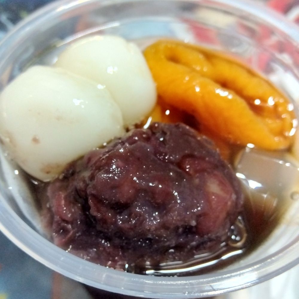 膤