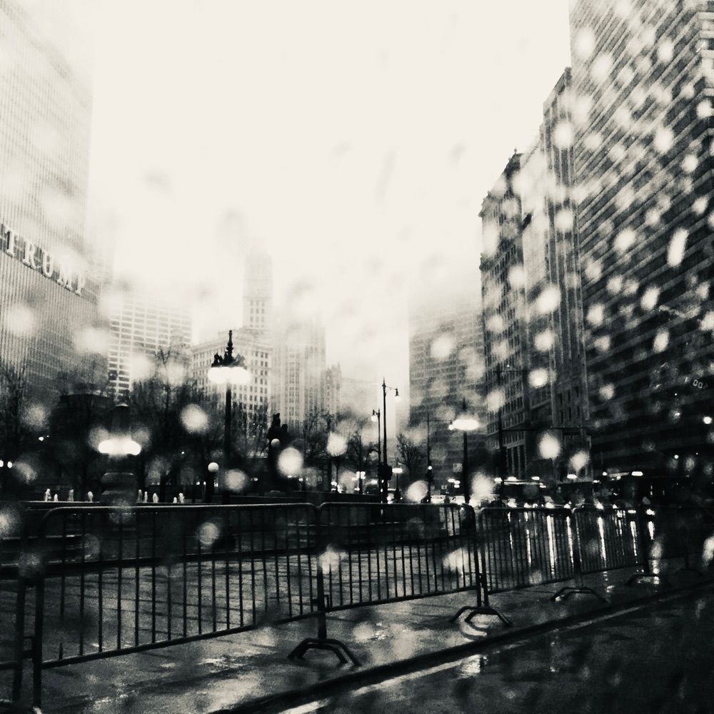 雨と夜