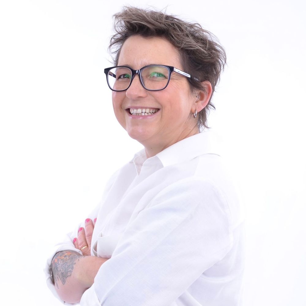 Dr Jo Fraser-Pearce