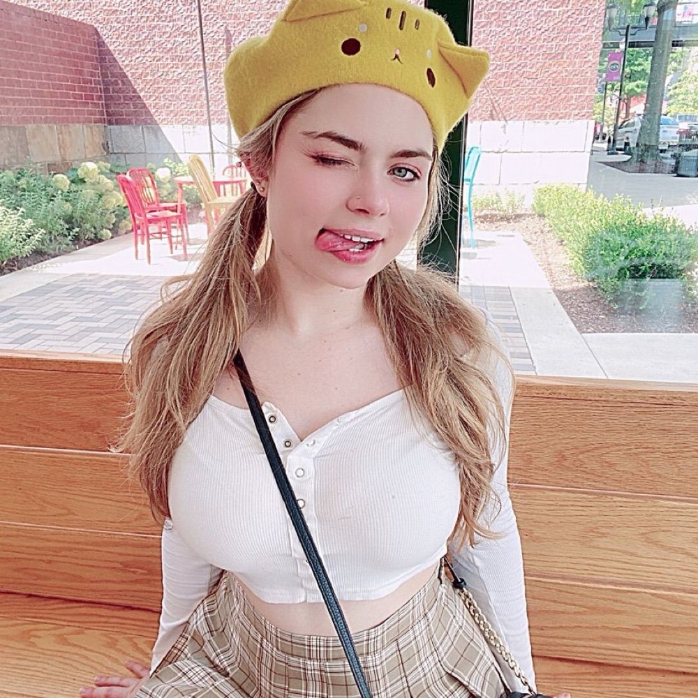 Musclemommycosplays