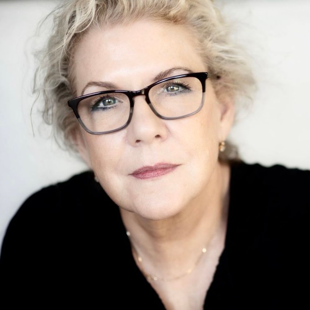 Jennifer Clement author