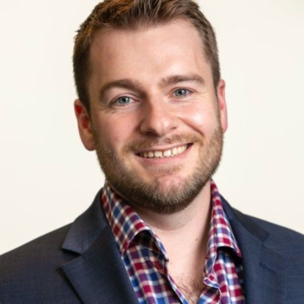 David B Larter