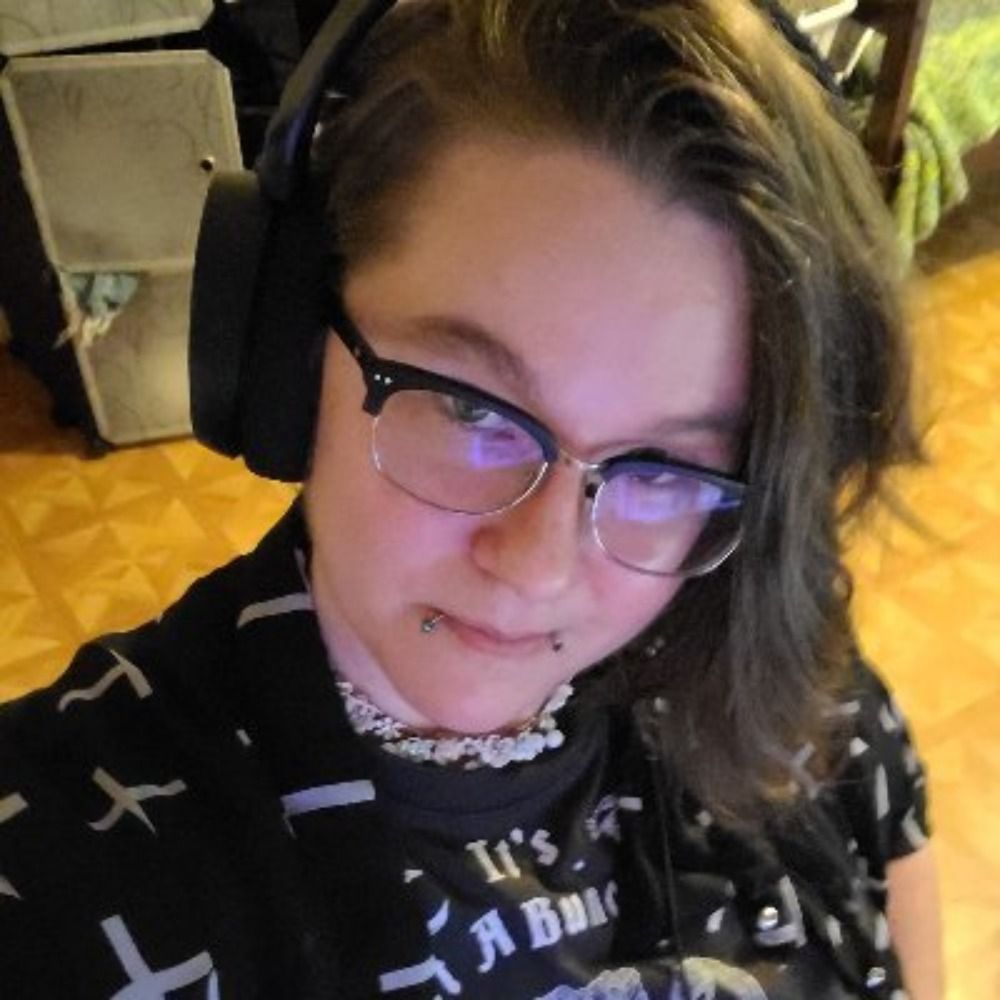 Kit Roe, MLIS