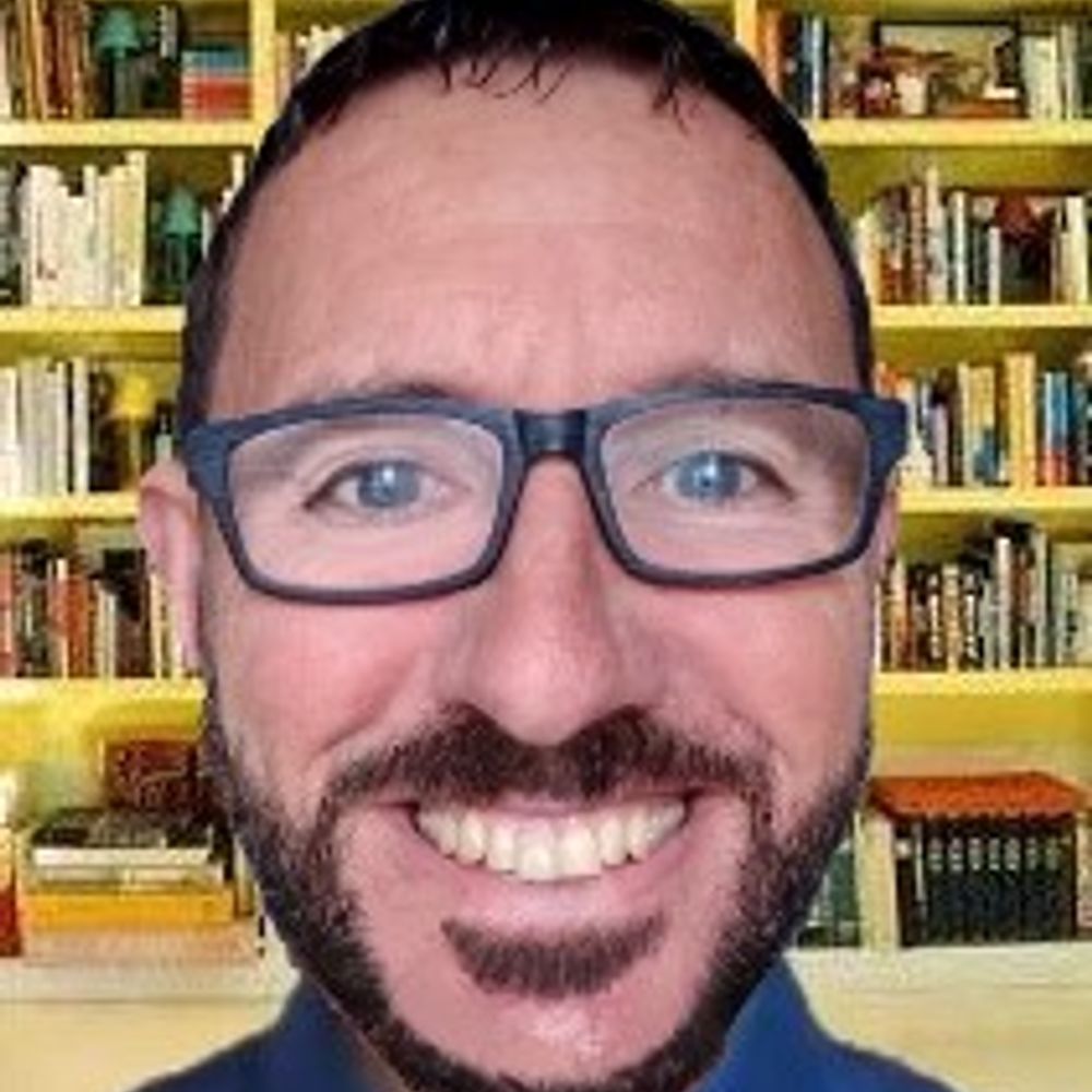 Paul McIntyre (Author)
