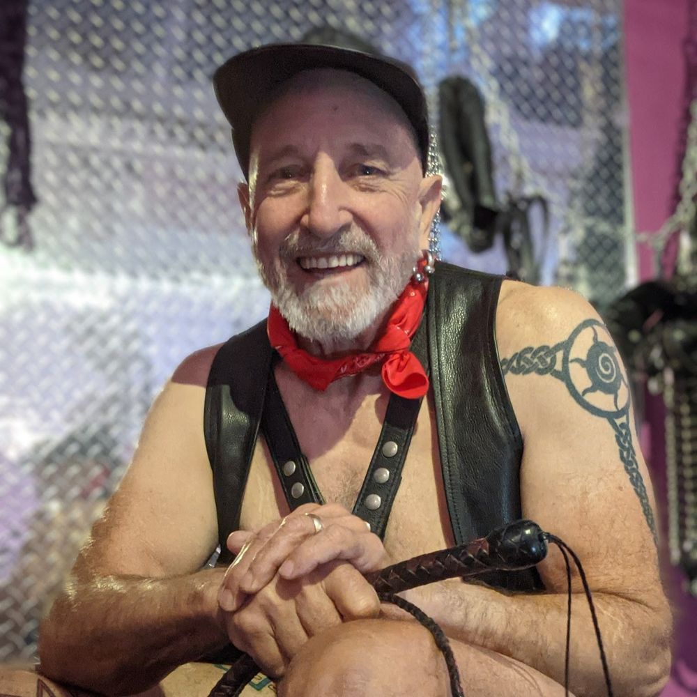 Rig Daddy ☮️🏳️‍🌈🇲🇹🔞
