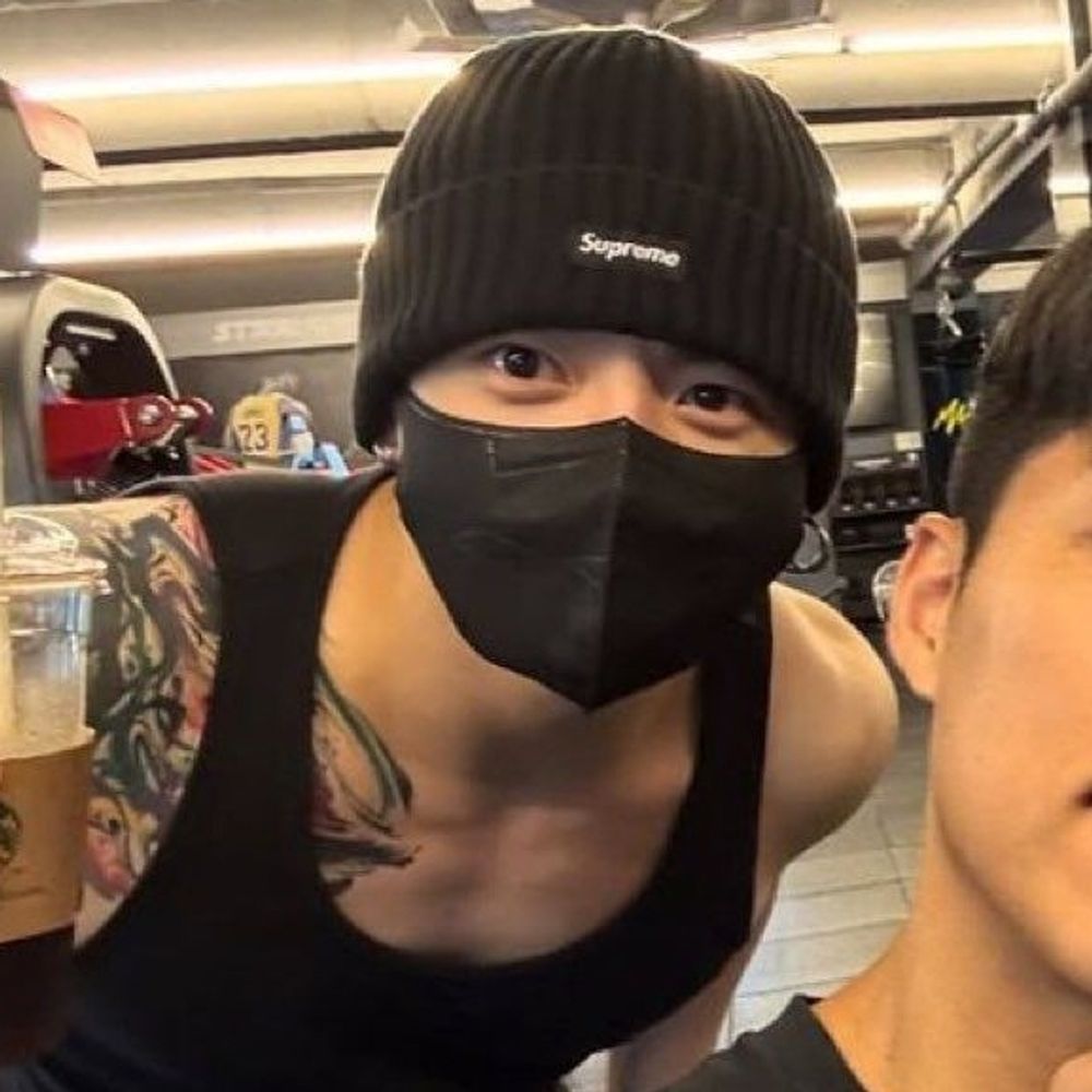 Jk TATUADO⁷ 📖: diamond is unbreakble vol 12