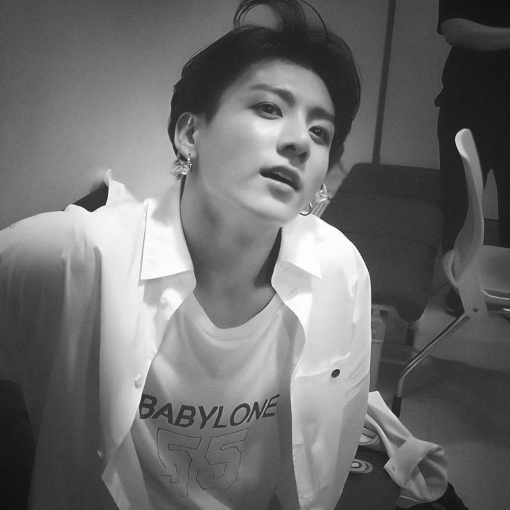 levi³⁶⁵ only da narien. ★