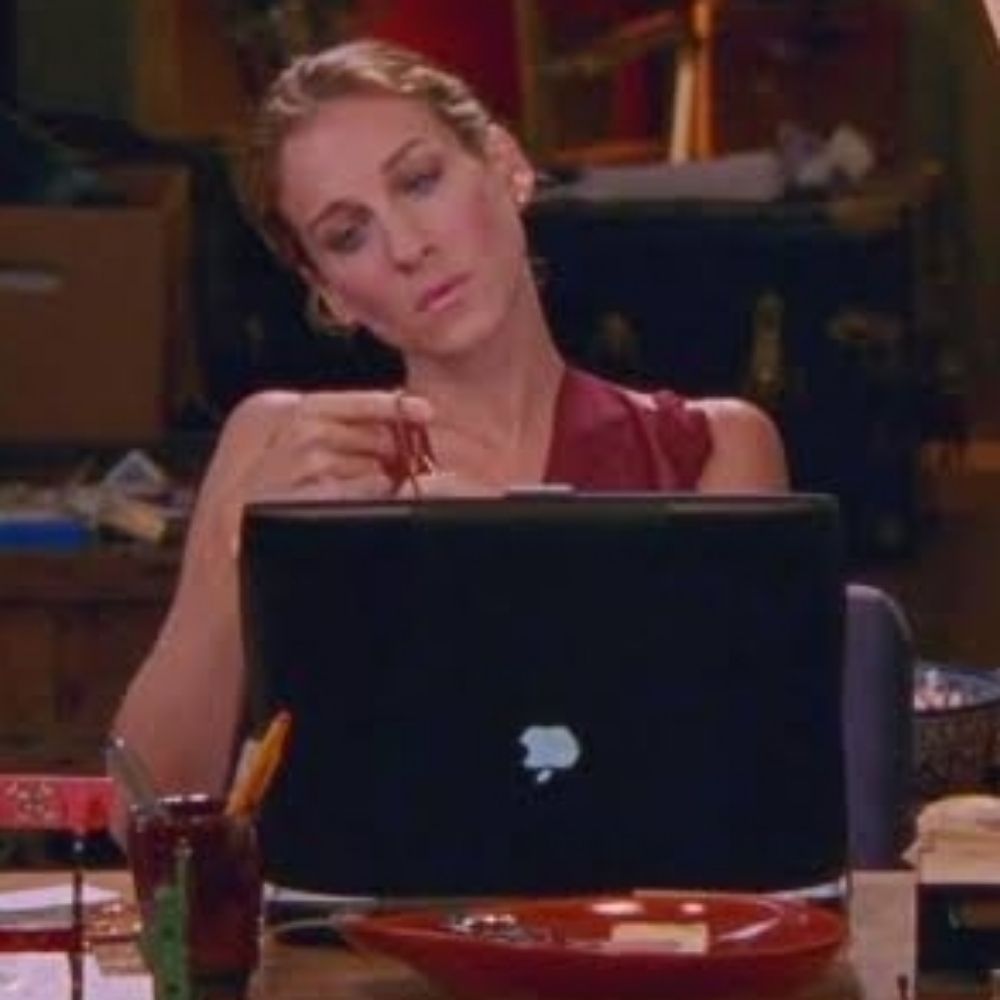 escritora carrie bradshaw 📚