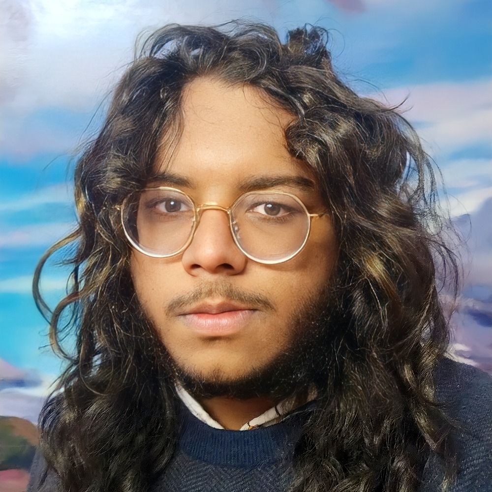 pranav (pɾaɳaʋ | പ്രണവ്‌)