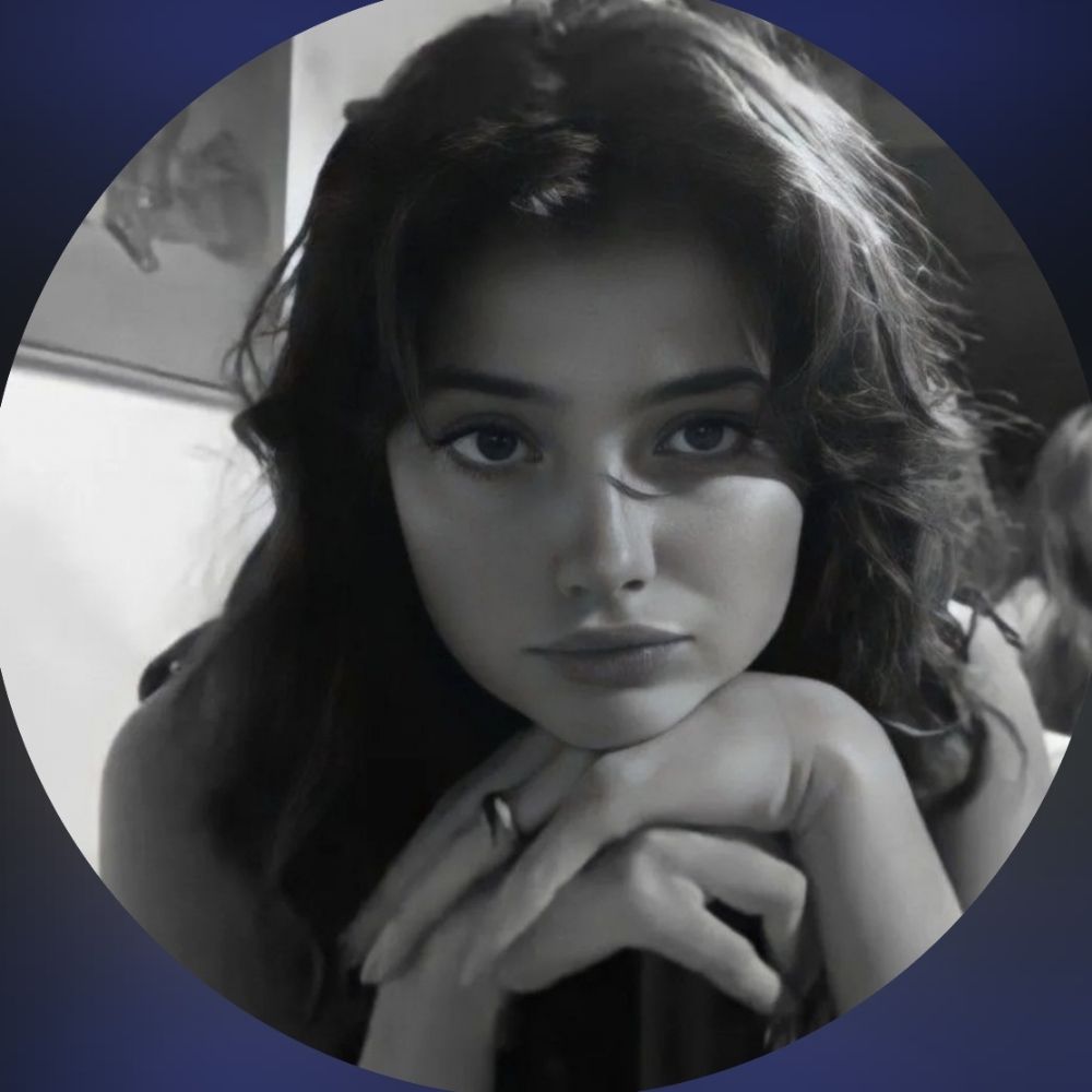 Nazlı ama çok değil ✨✨