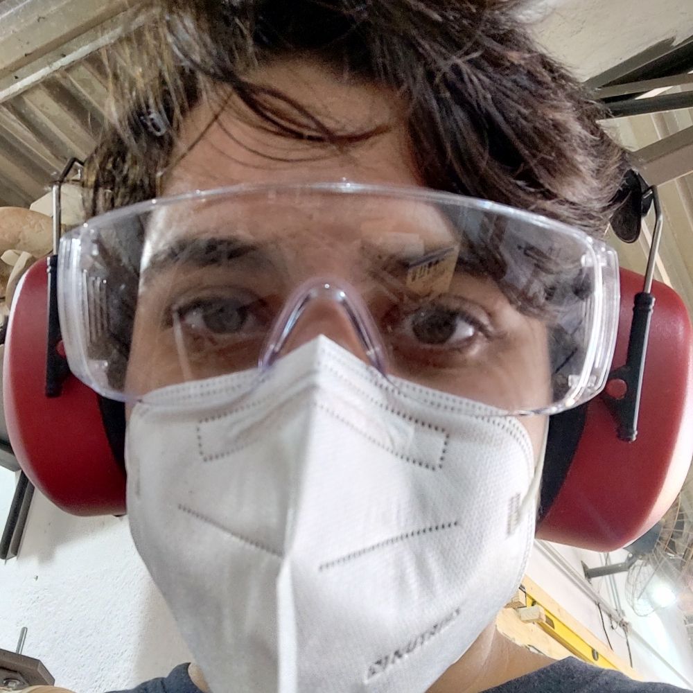 3 guaxinins neuróticos num casaco
