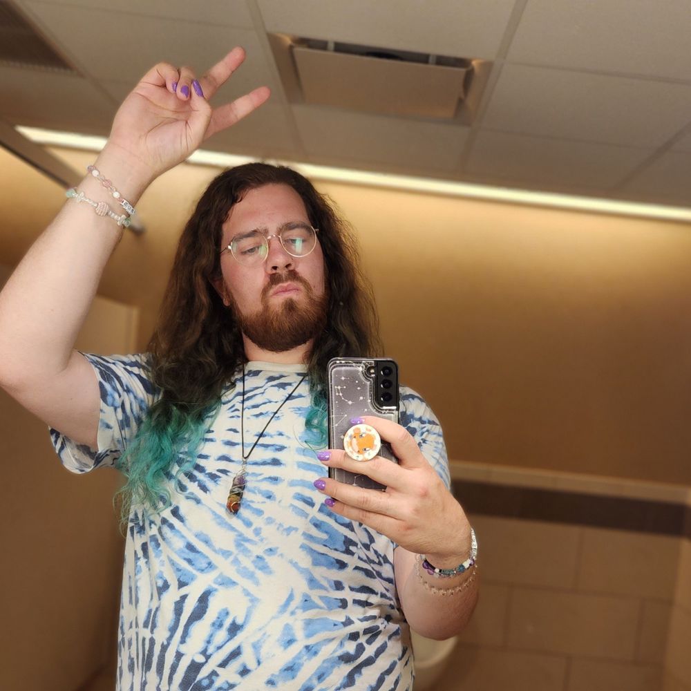 Vince (he/they/she)