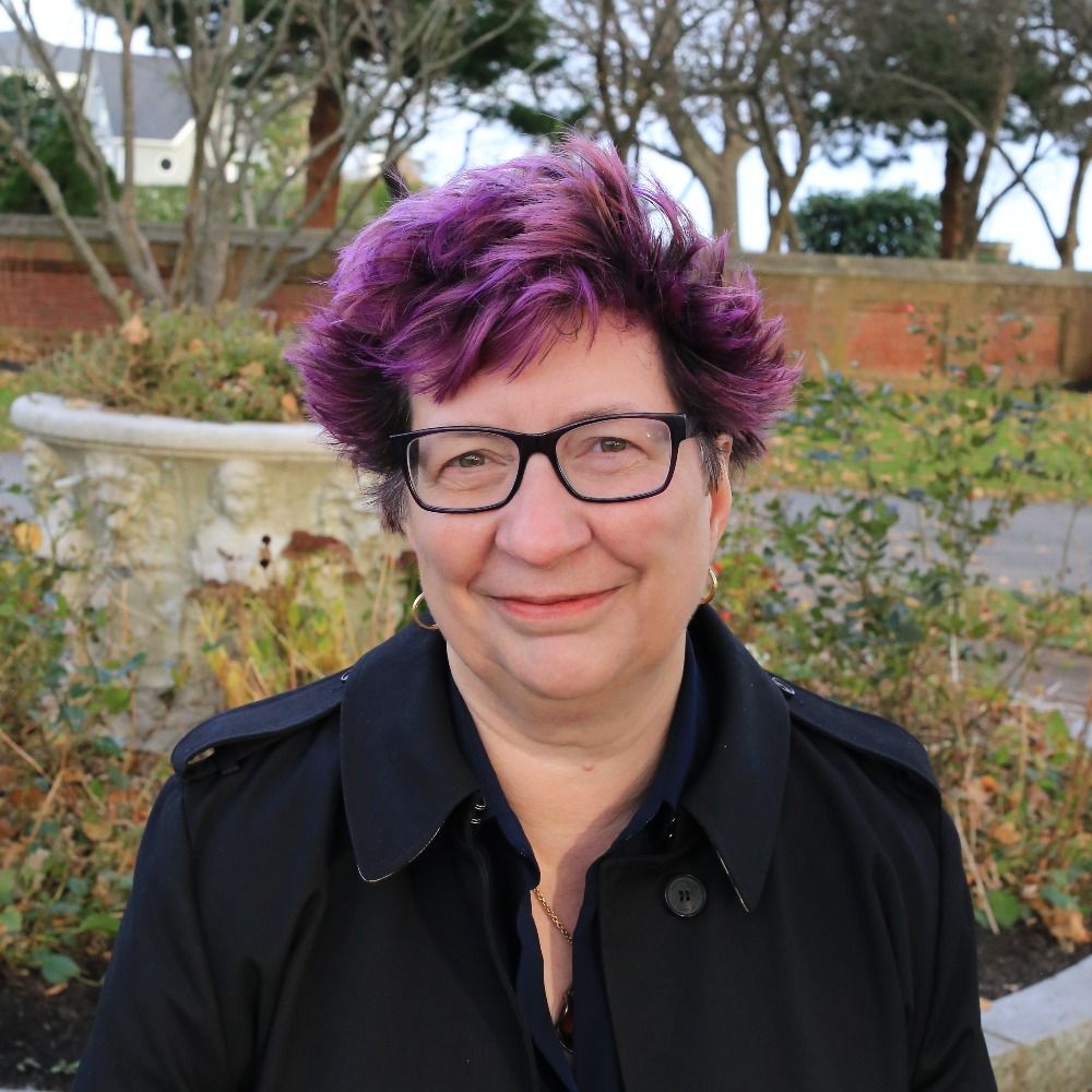 Dana Cameron (she/her)  ANNA HOYT is out now.