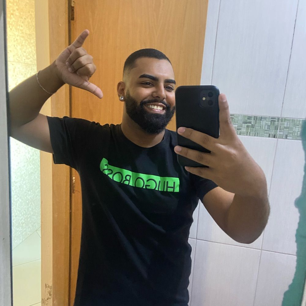 Victor Luan 