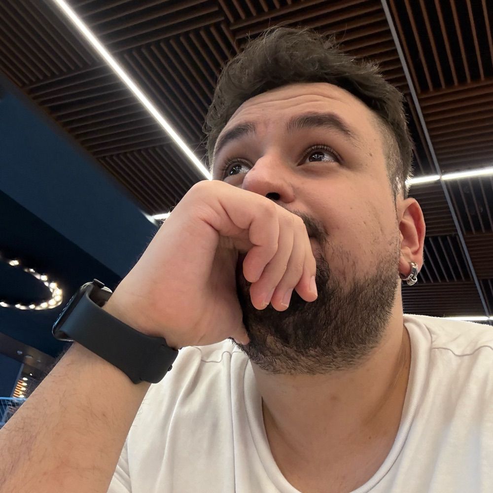 Servet ama beş parasız
