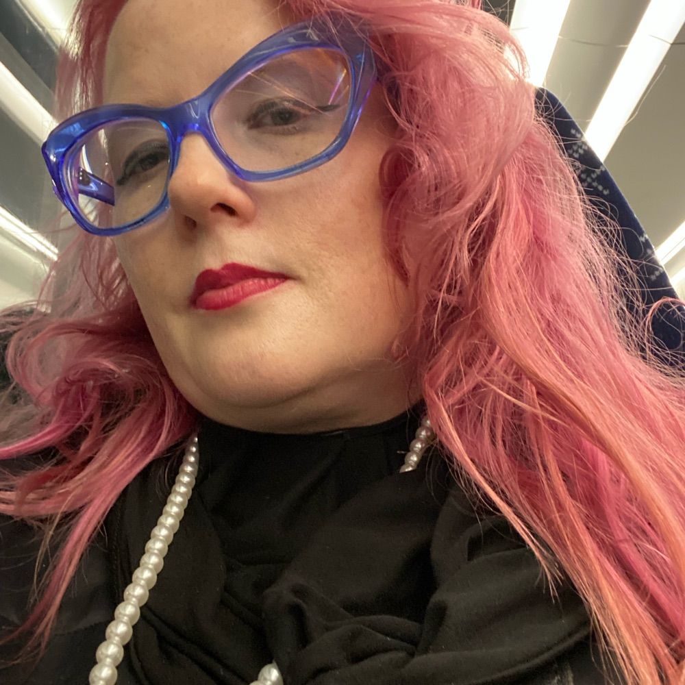 Dr Sarah Artt