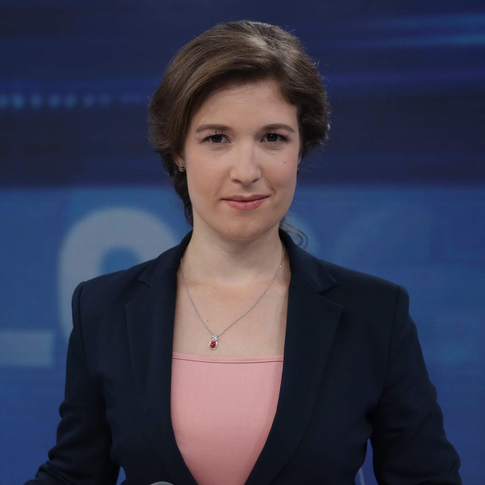 Laura Schmitt