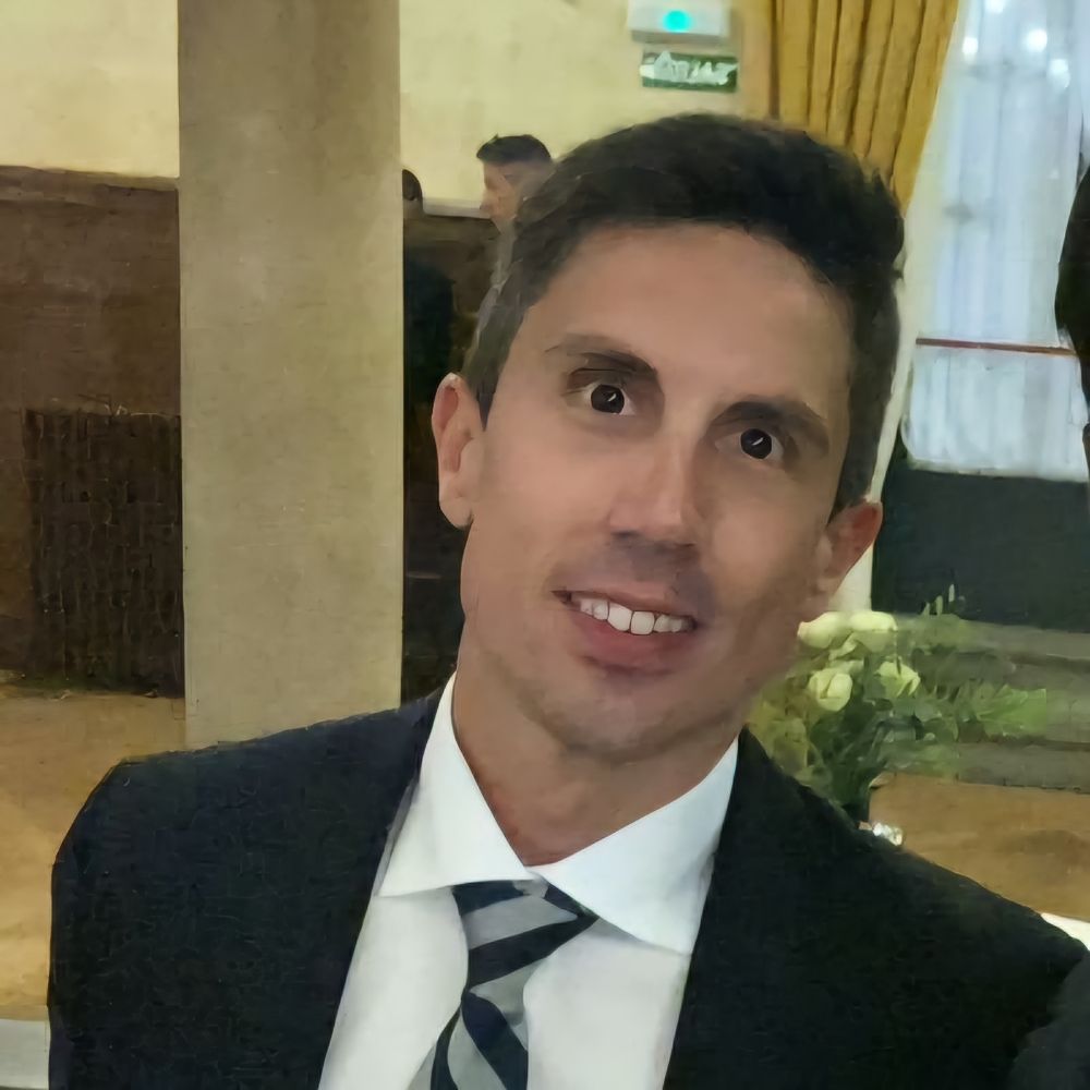 Mario Cavero 🦋