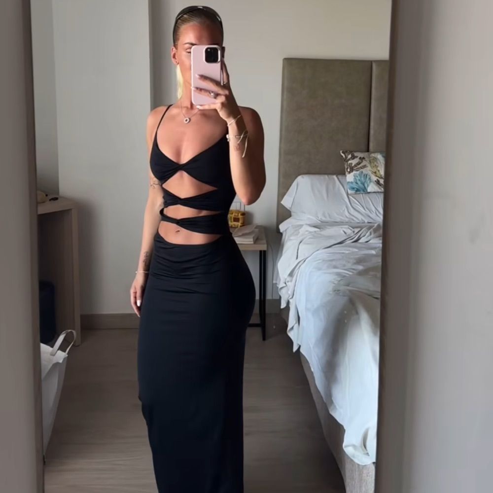 Leanne Adams
