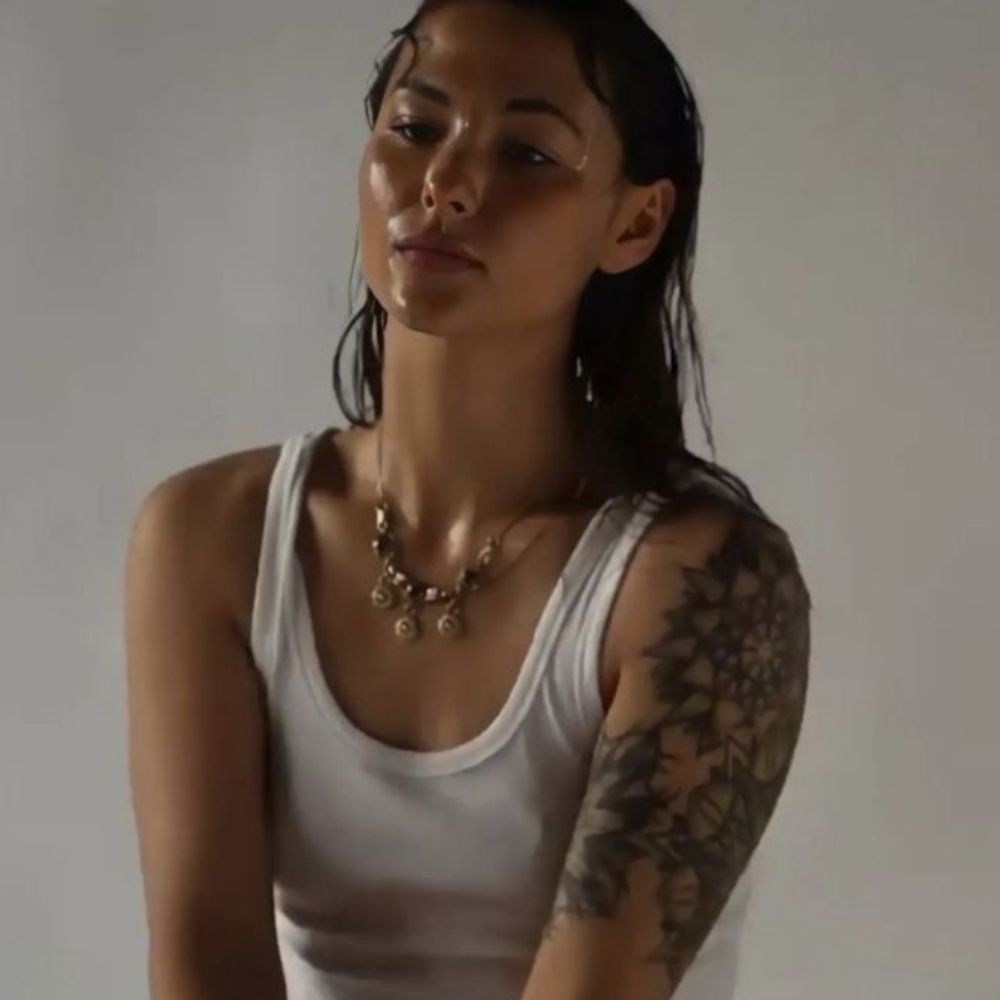 B.