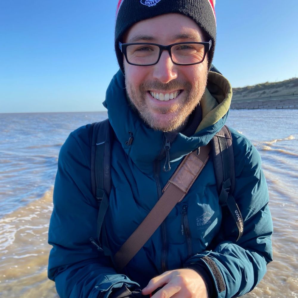 Dr Geoff M Smith