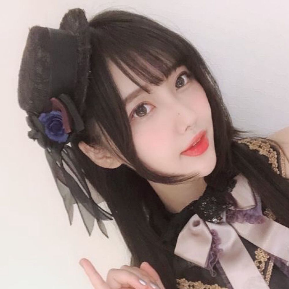 lau .✦