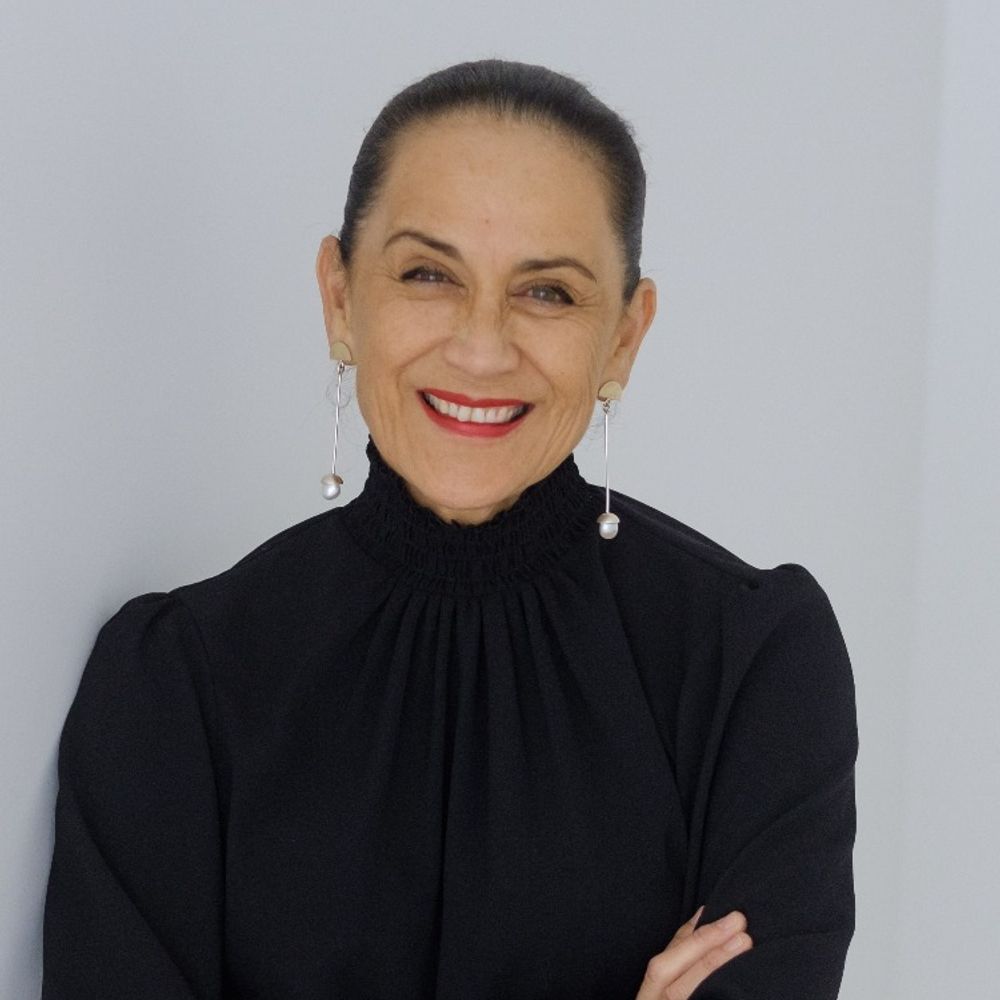 Traci Houpapa MNZM JP