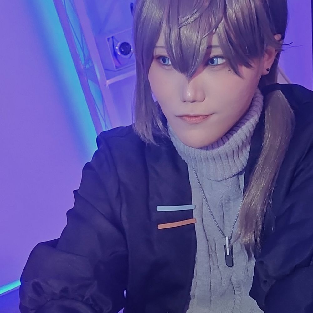悠月りと