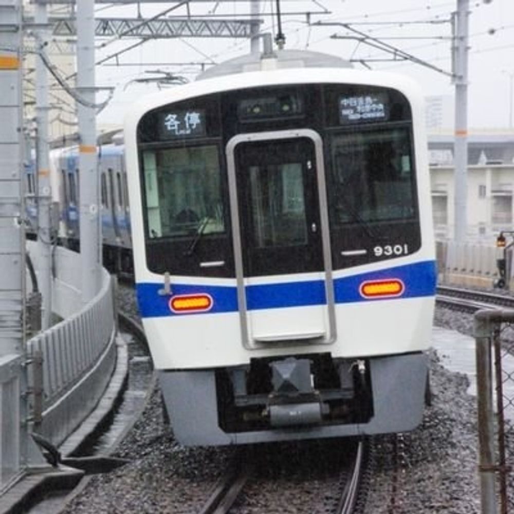 大阪の鉄道好き#長居の人@高野大橋でバスに逃げられた人