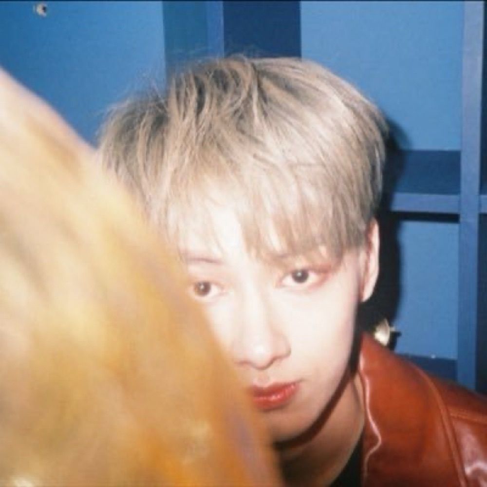 cha ◡̈ WJH ☾*‧₊