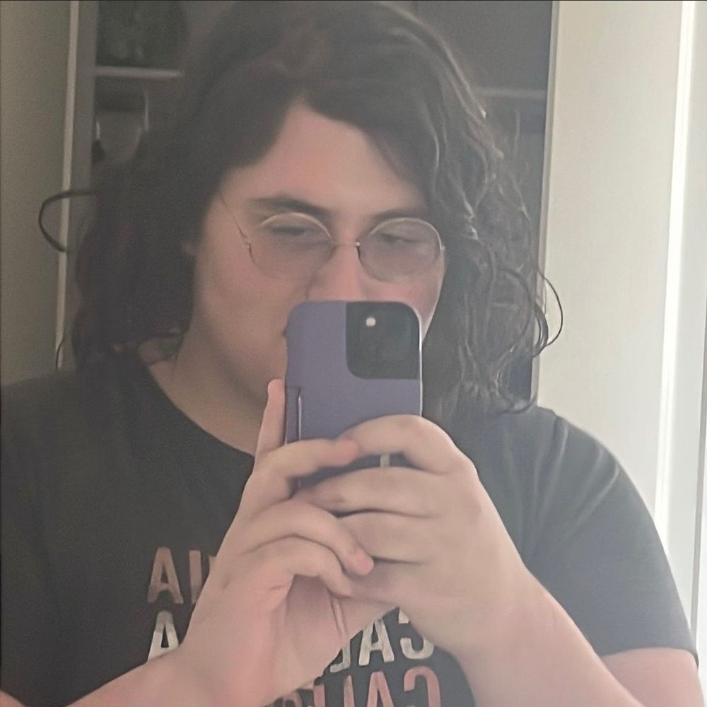 pronouns: transqueer/fuckgirl
