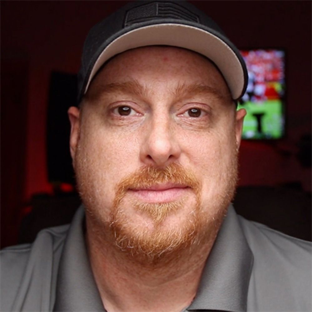 Ryan Tracy | Consultant / Analyst / Creator