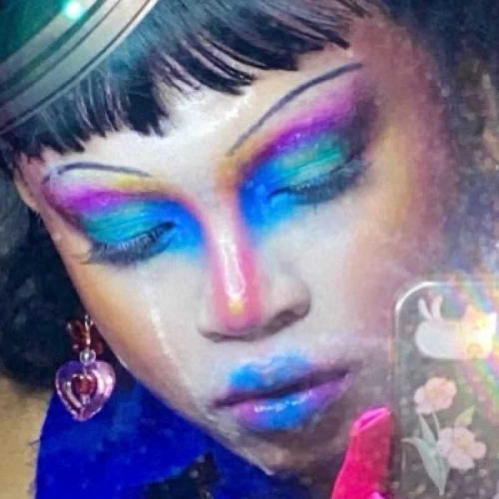 neonique 👽