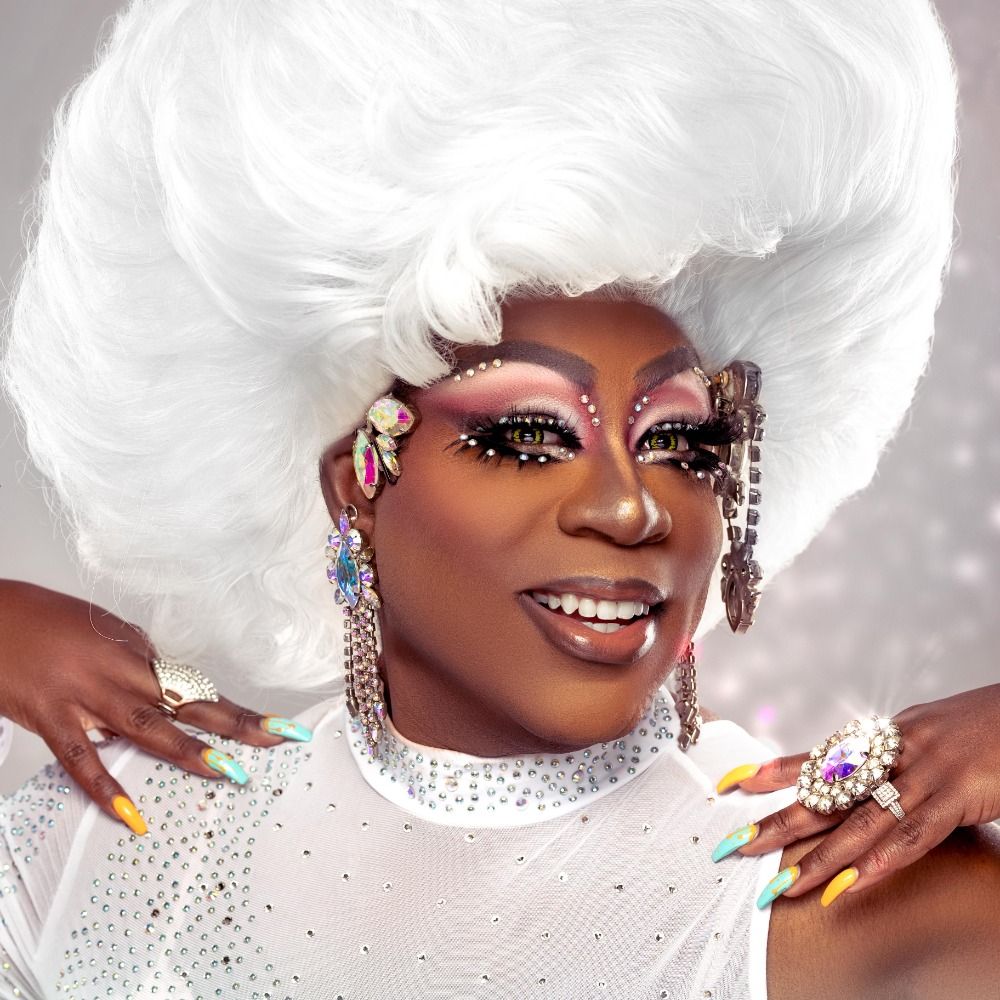 Felicia "Fefe" Minor